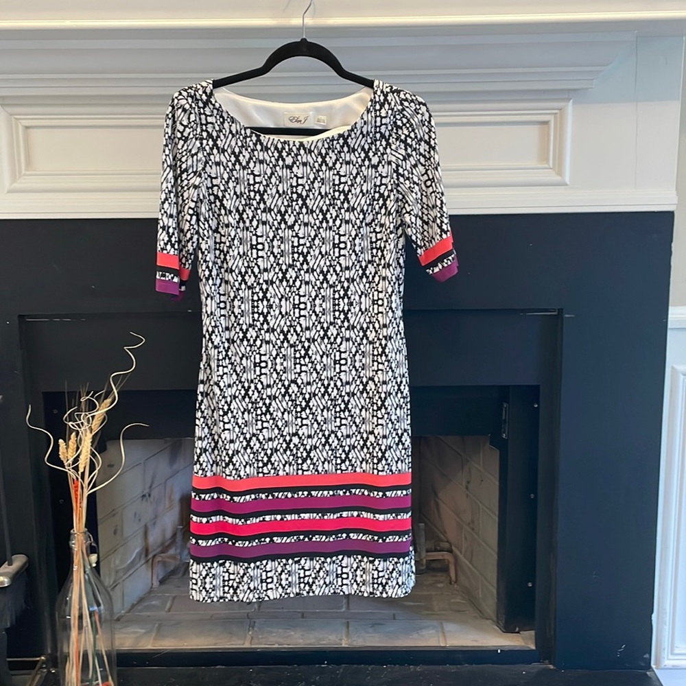 Eliza J sheath dress - excellent condition - size 4